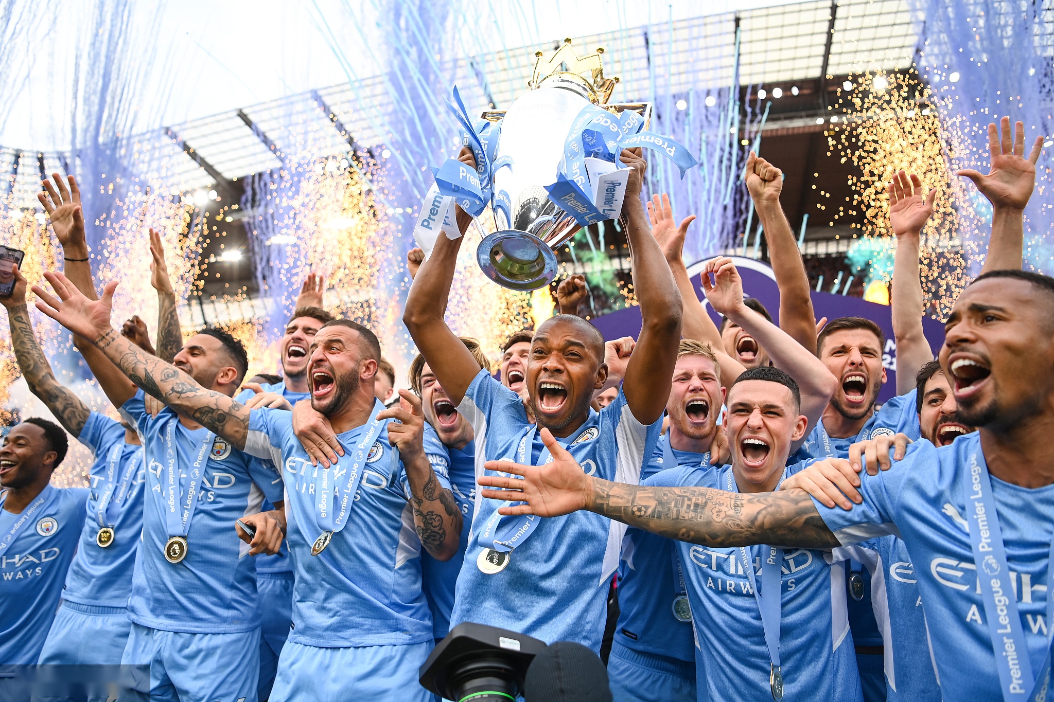 不仅表明了 不仅表明了