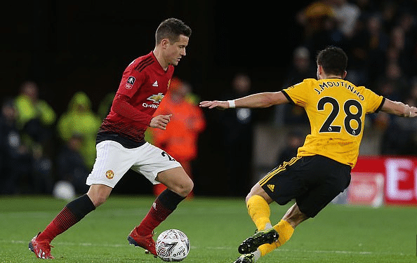 纪人已经飞 纪人已经飞